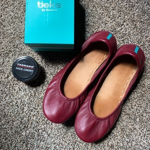 Burgundy Tieks
